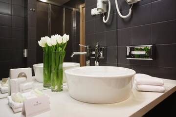 Фото номера Полулюкс Отель Tulip Inn Rosa Khutor Hotel г. Эсто-садок 7